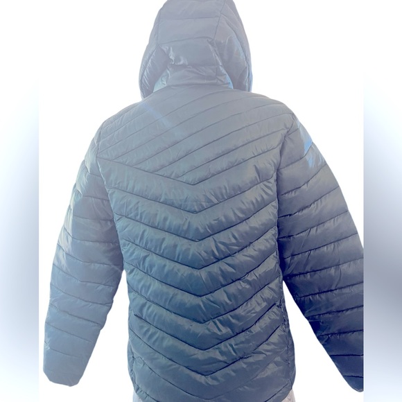 Boulder Gear women’s or boys X large. Excellent new condition longer torso down - Picture 2 of 12